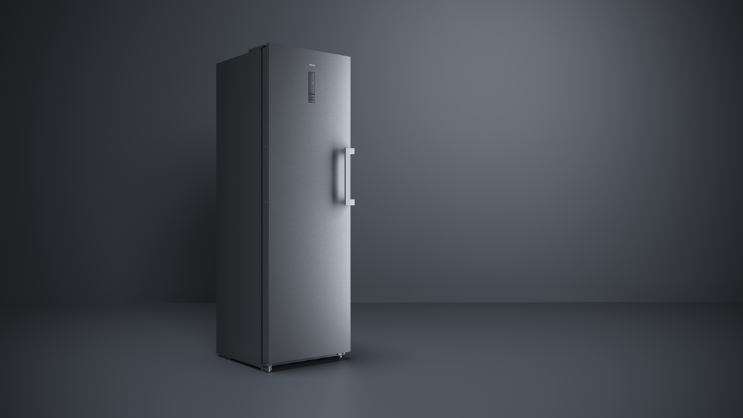 Congelador vertical Teka RSF 75640 SS en ambiente de cocina
